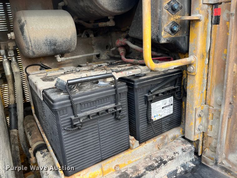 image for item DP4658 2003 Caterpillar 140H  motor grader