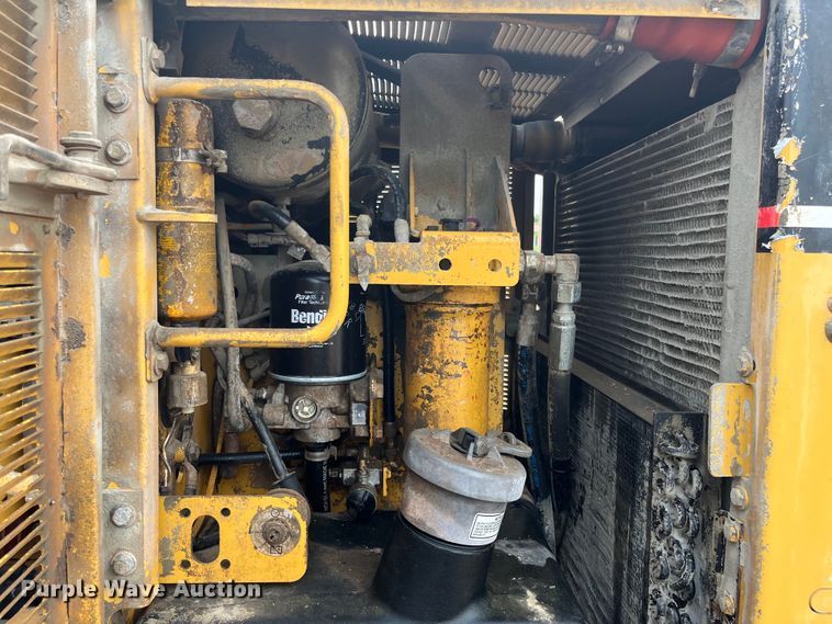 image for item DP4658 2003 Caterpillar 140H  motor grader