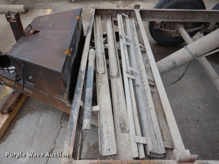 image for item DP5458 2001 Econoline  dump trailer