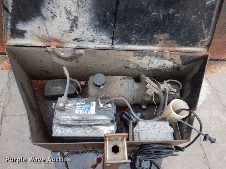 image for item DP5458 2001 Econoline  dump trailer