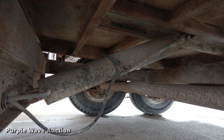 image for item DP5458 2001 Econoline  dump trailer