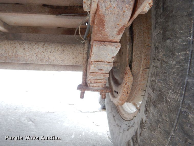 image for item DP5458 2001 Econoline  dump trailer