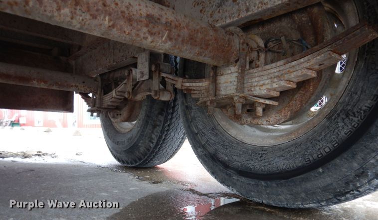 image for item DP5458 2001 Econoline  dump trailer