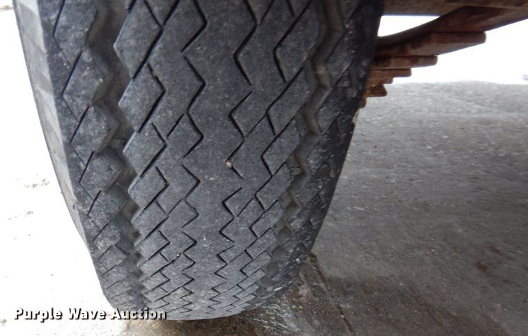 image for item DP5458 2001 Econoline  dump trailer