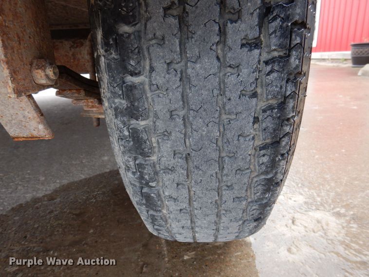 image for item DP5458 2001 Econoline  dump trailer