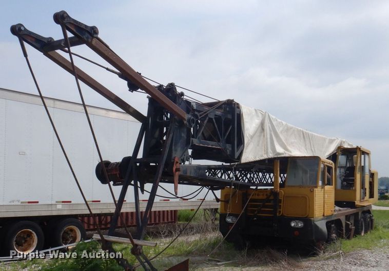 image for item DP5467 Lorain Moto-Crane 25H  crane