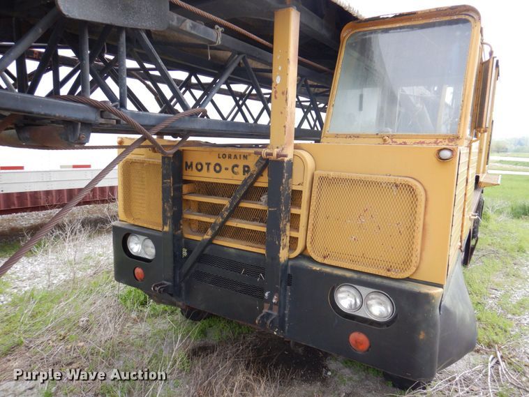 image for item DP5467 Lorain Moto-Crane 25H  crane