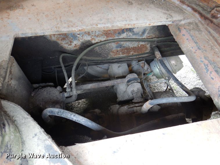 image for item DP5467 Lorain Moto-Crane 25H  crane