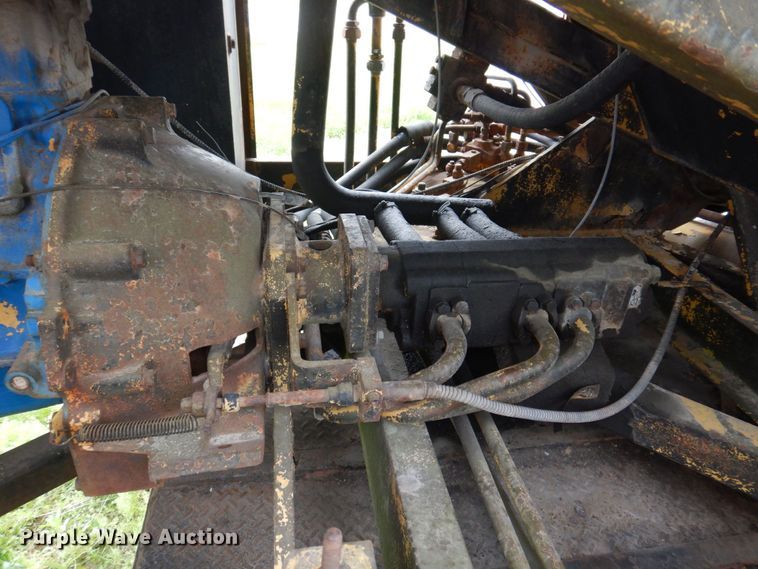 image for item DP5467 Lorain Moto-Crane 25H  crane