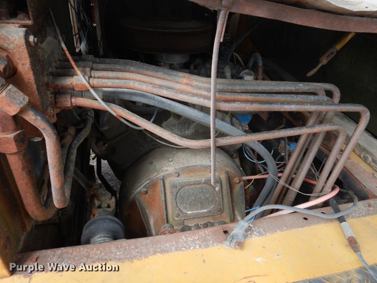 image for item DP5467 Lorain Moto-Crane 25H  crane