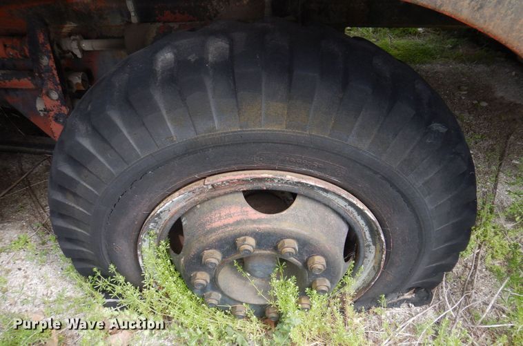 image for item DP5467 Lorain Moto-Crane 25H  crane