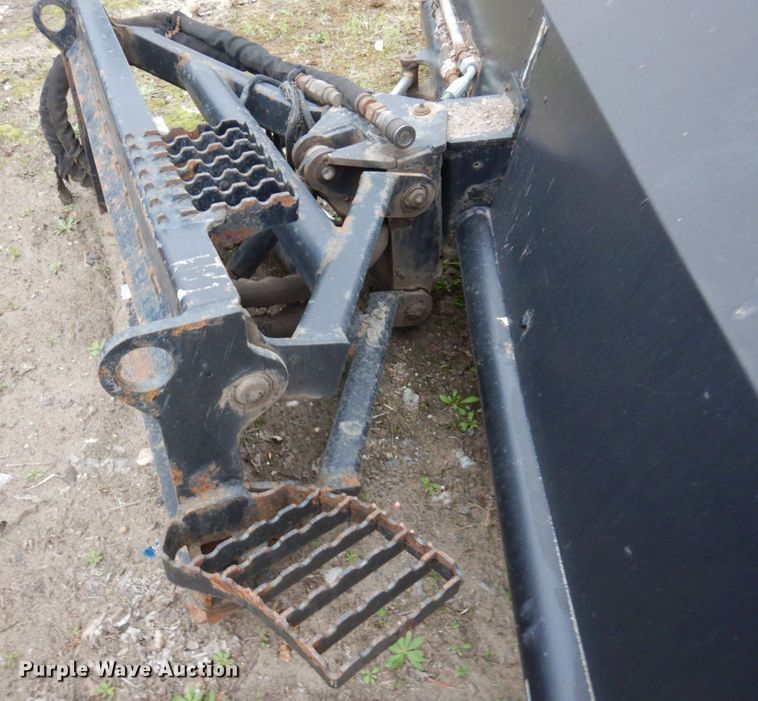 image for item DR0351 Caterpillar BA18  skid steer broom