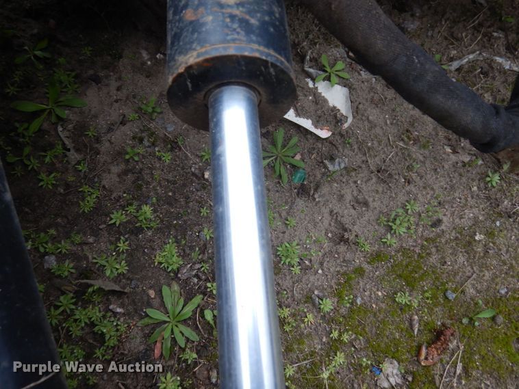 image for item DR0351 Caterpillar BA18  skid steer broom