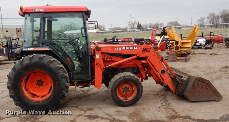 image for item DR0359 Kubota L4310  MFWD tractor
