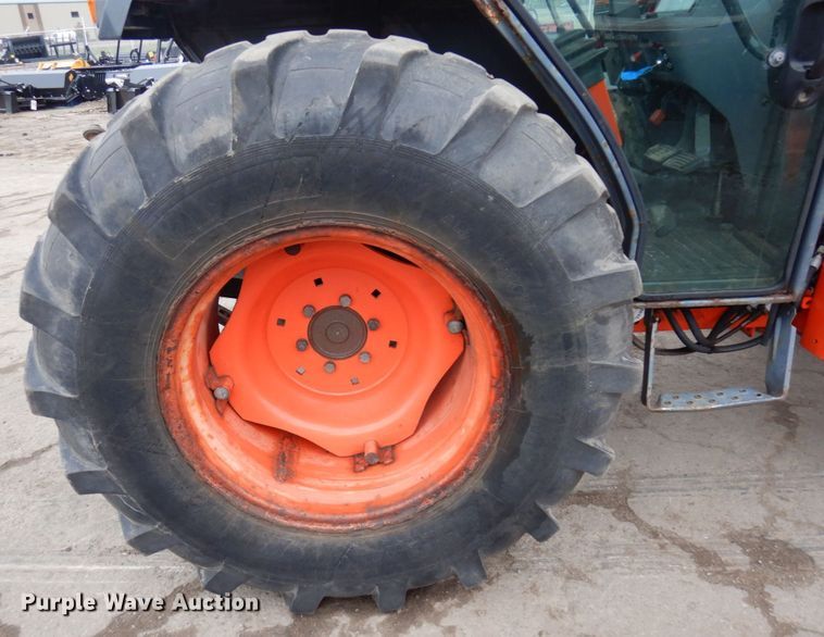 image for item DR0359 Kubota L4310  MFWD tractor