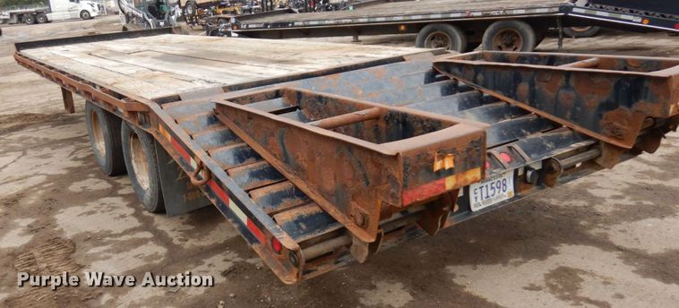 image for item DR0360 2009 Felling FT20-E  equipment trailer