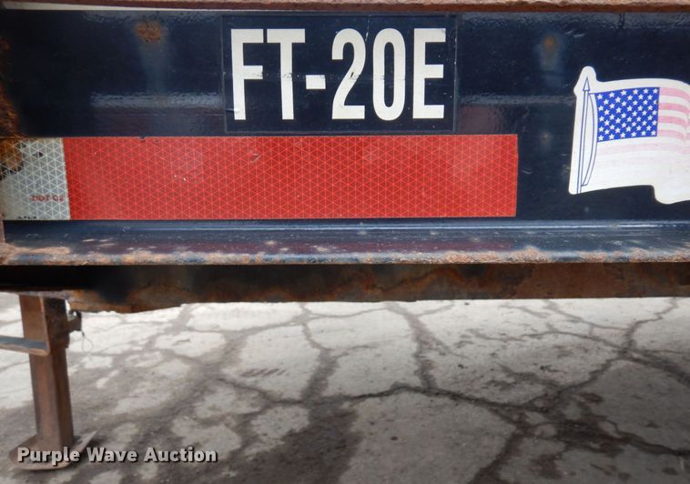 image for item DR0360 2009 Felling FT20-E  equipment trailer