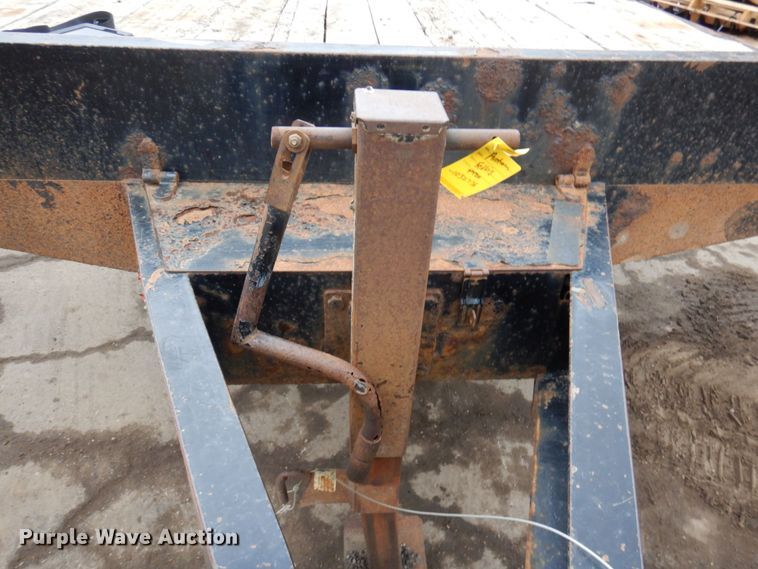 image for item DR0360 2009 Felling FT20-E  equipment trailer