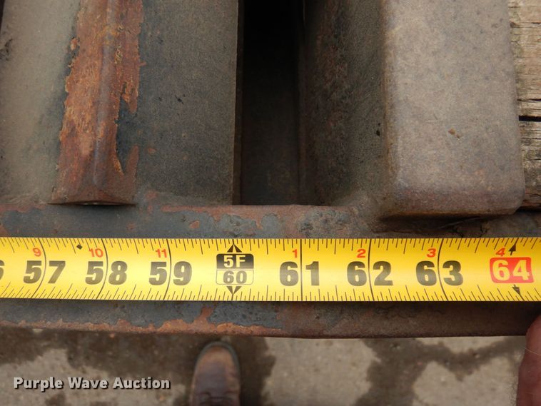 image for item DR0360 2009 Felling FT20-E  equipment trailer