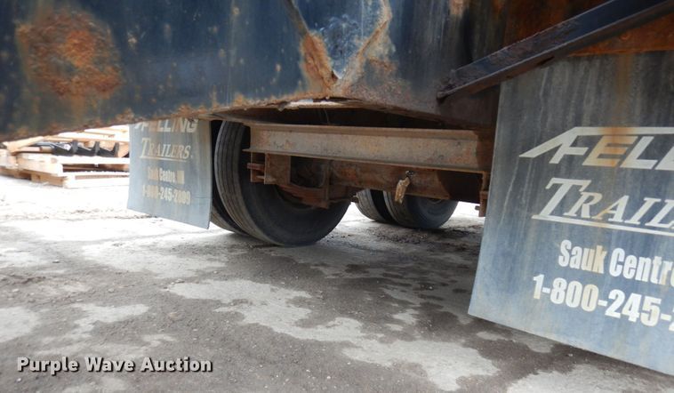 image for item DR0360 2009 Felling FT20-E  equipment trailer