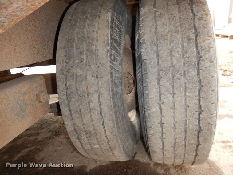 image for item DR0360 2009 Felling FT20-E  equipment trailer