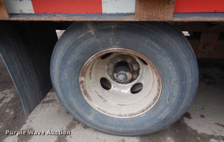 image for item DR0360 2009 Felling FT20-E  equipment trailer