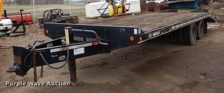 image for item DR0361 2002 Felling FT20  equipment trailer