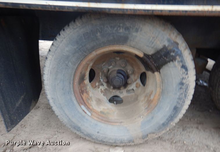 image for item DR0361 2002 Felling FT20  equipment trailer