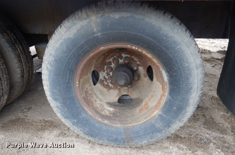 image for item DR0361 2002 Felling FT20  equipment trailer