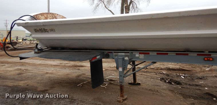 image for item DR0362 Smithco 2S-40-34  side dump trailer