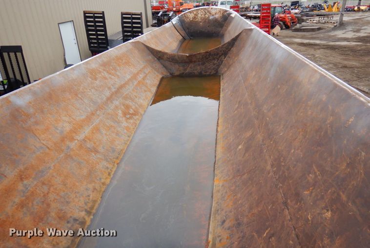 image for item DR0362 Smithco 2S-40-34  side dump trailer