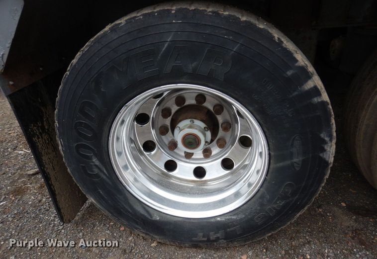 image for item DR0362 Smithco 2S-40-34  side dump trailer