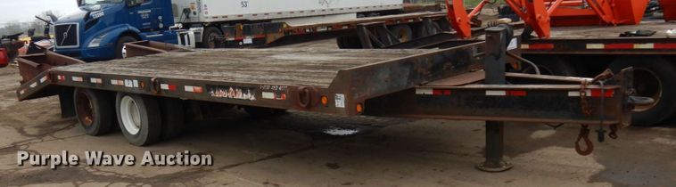 image for item DR0364 2001 Towmaster T30  equipment trailer
