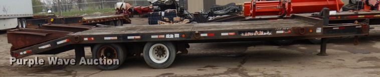 image for item DR0364 2001 Towmaster T30  equipment trailer