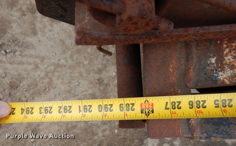 image for item DR0364 2001 Towmaster T30  equipment trailer