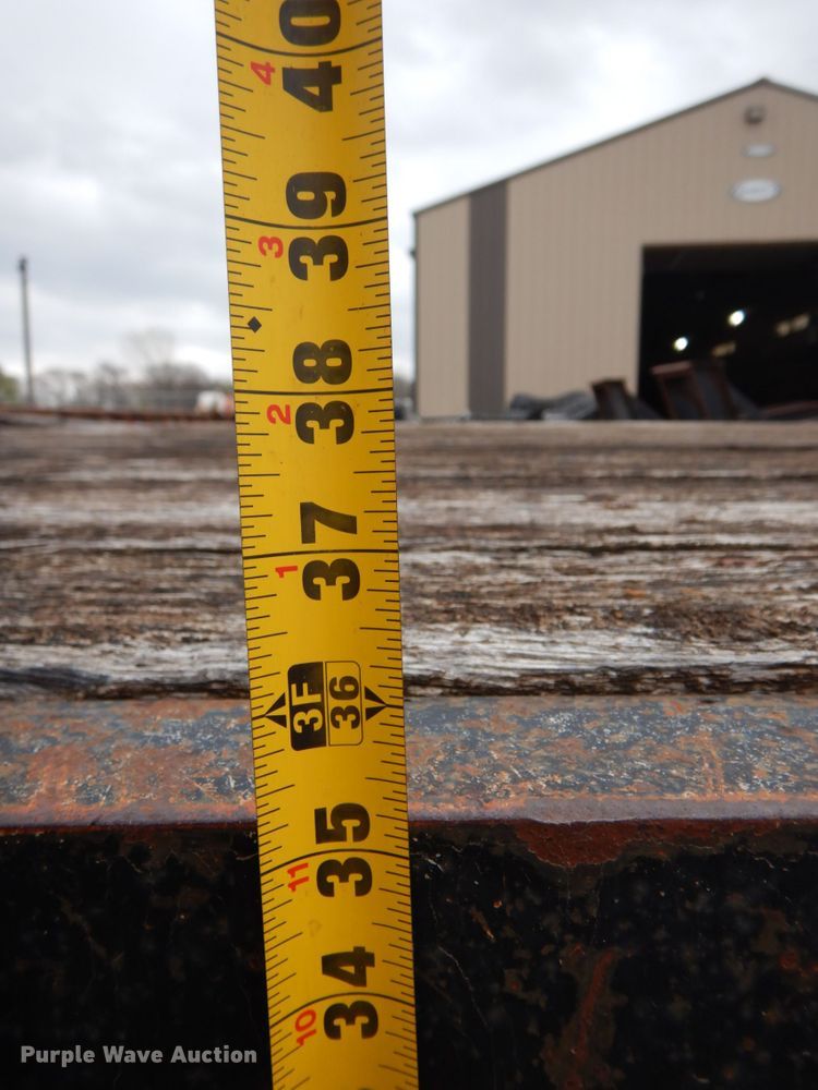 image for item DR0364 2001 Towmaster T30  equipment trailer