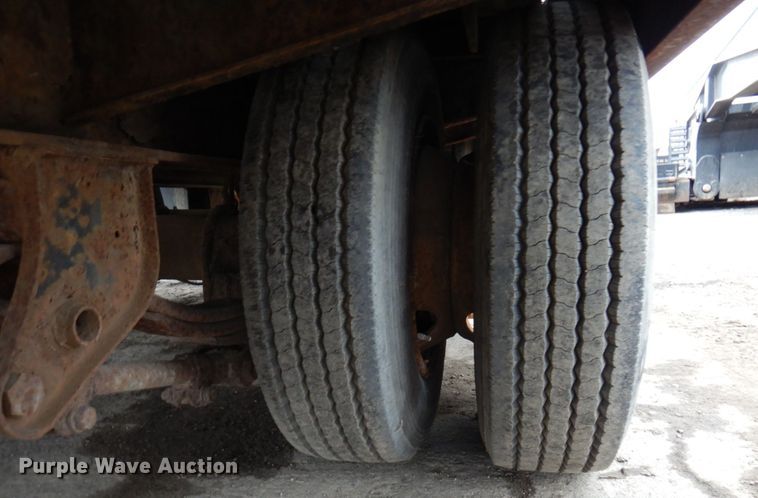 image for item DR0364 2001 Towmaster T30  equipment trailer