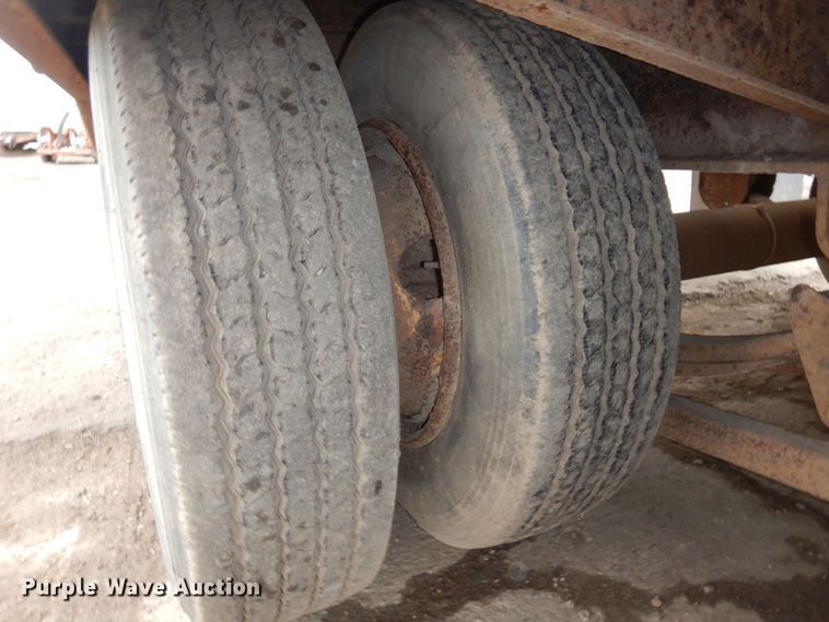 image for item DR0364 2001 Towmaster T30  equipment trailer