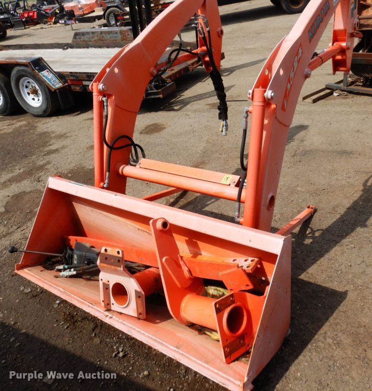 Kubota LA524 loader in Shakopee, MN Item DR0382 sold Purple Wave