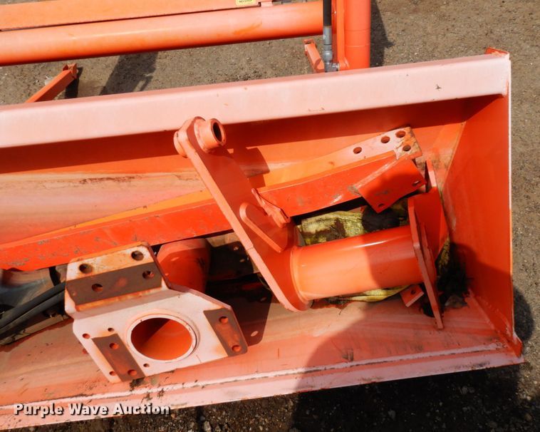 image for item DR0382 Kubota LA524  loader