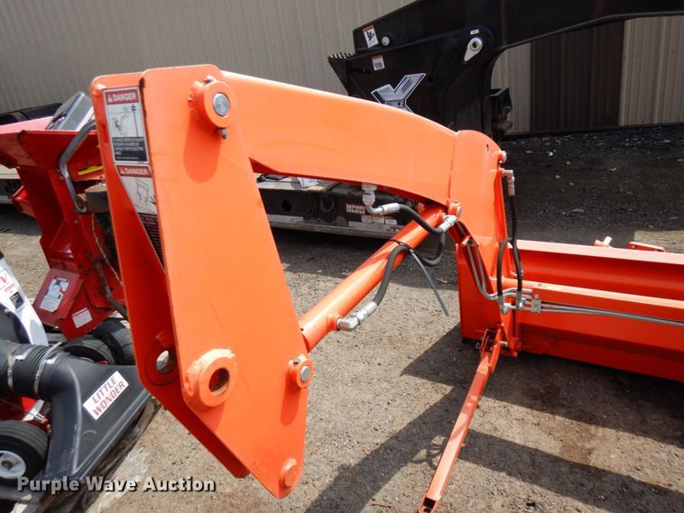 image for item DR0382 Kubota LA524  loader