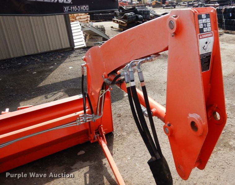 image for item DR0382 Kubota LA524  loader