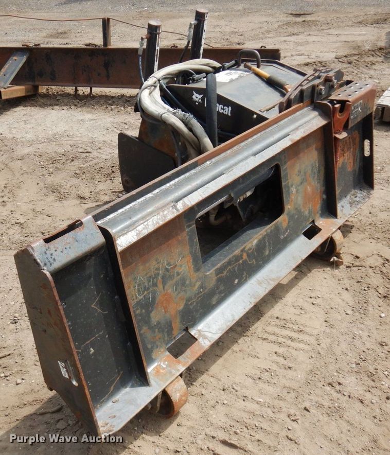 image for item DR0384 2012 Bobcat 18PLA  skid steer cold planer