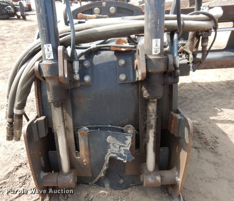 image for item DR0384 2012 Bobcat 18PLA  skid steer cold planer