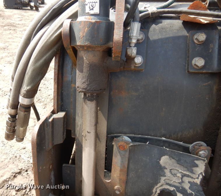 image for item DR0384 2012 Bobcat 18PLA  skid steer cold planer