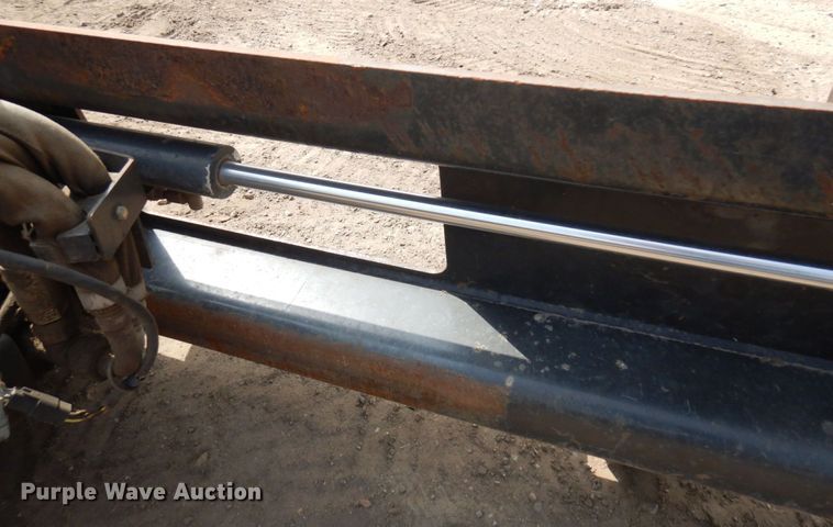 image for item DR0384 2012 Bobcat 18PLA  skid steer cold planer