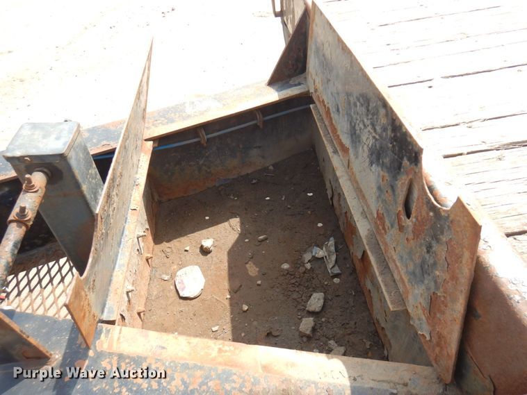 image for item DR0385 2013 Trail King TK50LP-303  equipment trailer