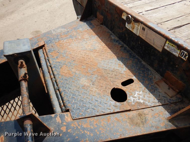 image for item DR0385 2013 Trail King TK50LP-303  equipment trailer