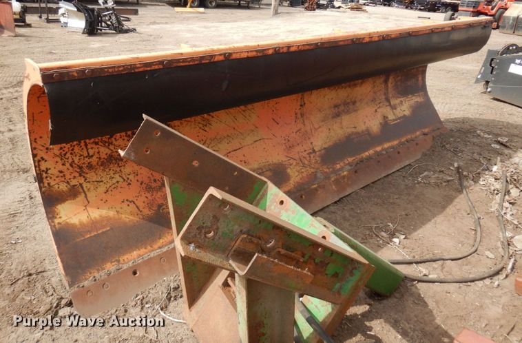 image for item DR0404 Wausau  snow plow