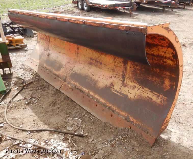 image for item DR0404 Wausau  snow plow